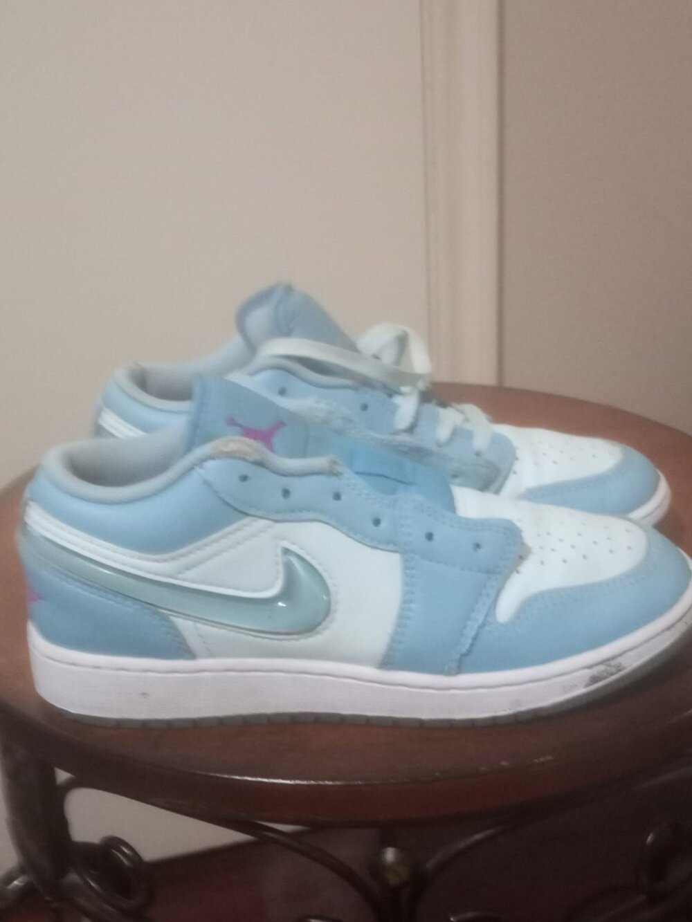 Nike Air Jordan 1 Low SE Aquarius Blue Size Youth-3.5Y FN7366 400